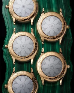 36 mm, Moonshine™ gold on Moonshine™ gold^OMEGA Hot