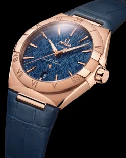 39 mm, Sedna™ gold on leather strap^OMEGA Fashion