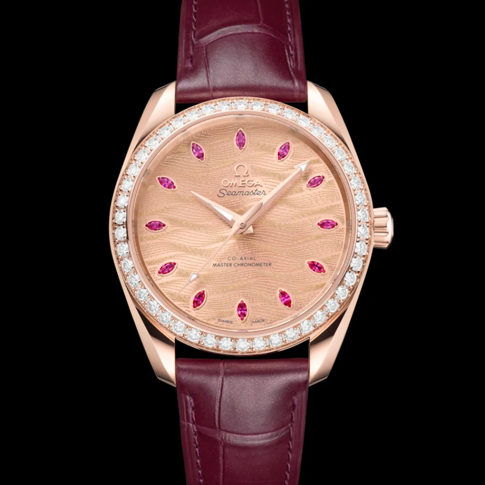 38 mm, Sedna™ gold on leather strap^OMEGA Hot