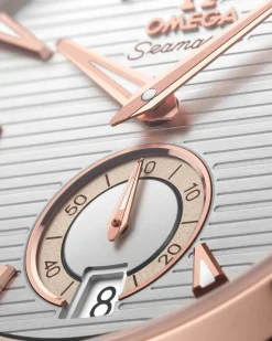 41 mm, Sedna™ gold on rubber strap^OMEGA Best