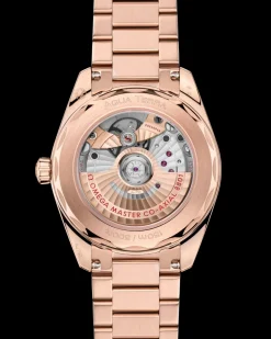 38 mm, Sedna™ gold on Sedna™ gold^OMEGA Hot