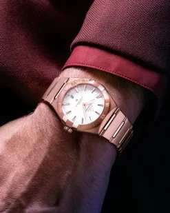 39 mm, Sedna™ gold on Sedna™ gold^OMEGA Best