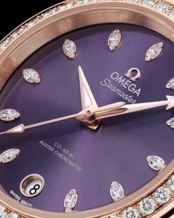 34 mm, Sedna™ gold on Sedna™ gold^OMEGA Hot