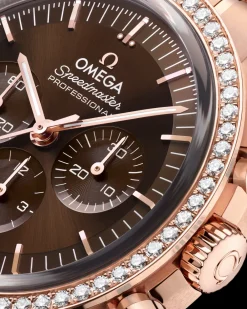 42 mm, Sedna™ gold on Sedna™ gold^OMEGA New