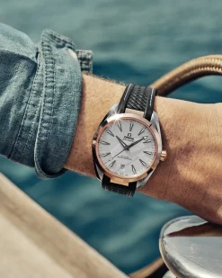 41 mm, steel ‑ Sedna™ gold on rubber strap^OMEGA Clearance