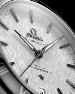 41 mm, steel on leather strap^OMEGA Clearance
