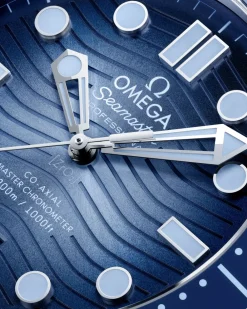 42 mm, steel on steel^OMEGA Clearance