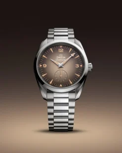 38 mm, steel on steel^OMEGA Hot