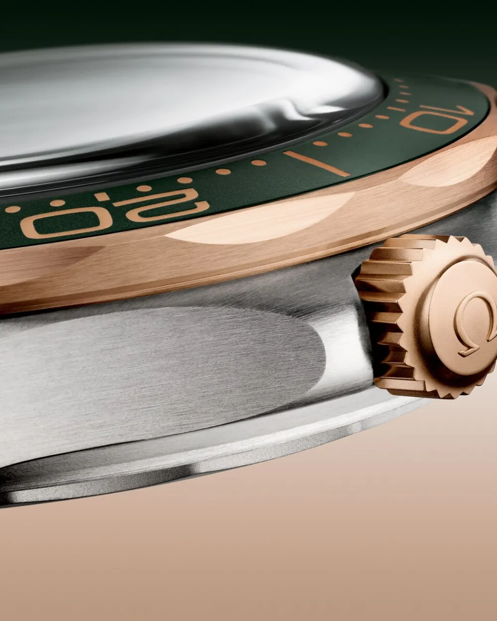 42 mm, titanium ‑ Bronze gold on rubber strap^OMEGA New