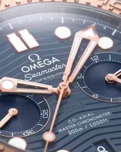 44 mm, titanium ‑ tantalum ‑ Sedna™ gold on titanium ‑ tantalum ‑ Sedna™ gold^OMEGA Fashion