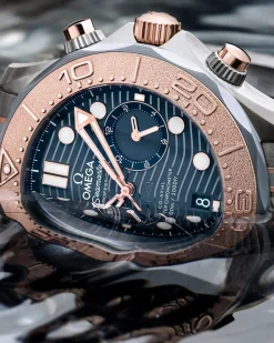 44 mm, titanium ‑ tantalum ‑ Sedna™ gold on titanium ‑ tantalum ‑ Sedna™ gold^OMEGA Fashion