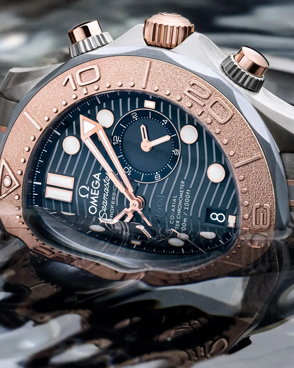 44 mm, titanium ‑ tantalum ‑ Sedna™ gold on titanium ‑ tantalum ‑ Sedna™ gold^OMEGA Fashion